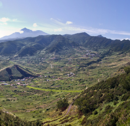 Blick auf die Terrassen der Siedlung von Masca